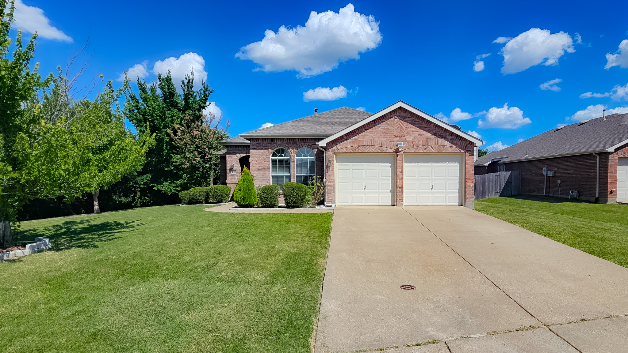 303 Chinaberry Trail
